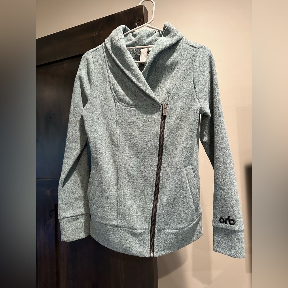 Orb cowl neck fleece